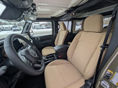 New 2026 Jeep Wrangler Willys AWD/4WD image 15