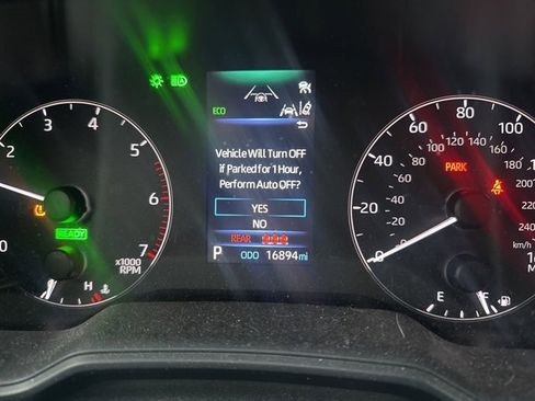 Used 2024 Toyota Corolla LE w/ LE Convenience Package image 3