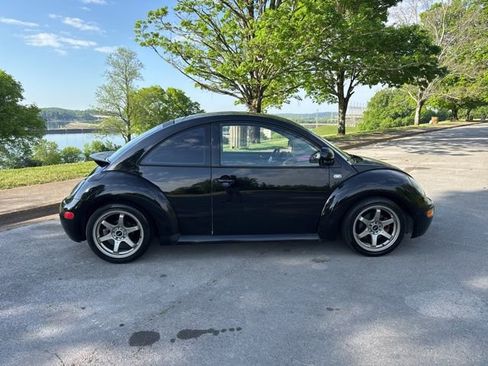 Used 2000 Volkswagen Beetle GLX FWD image 8