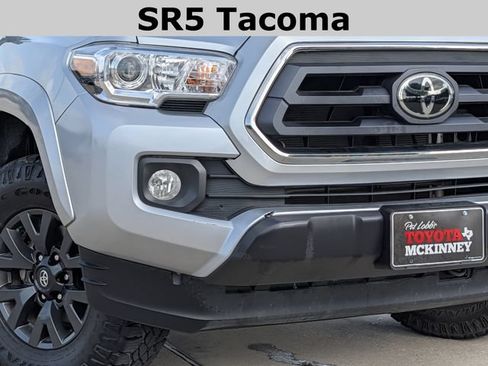 Used 2023 Toyota Tacoma SR5 RWD image 3