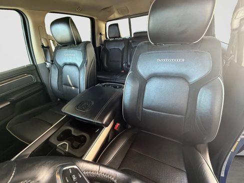 Used 2019 RAM 1500 Laramie AWD/4WD image 13