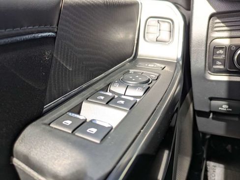 Used 2025 Ford F350 Platinum AWD/4WD image 29
