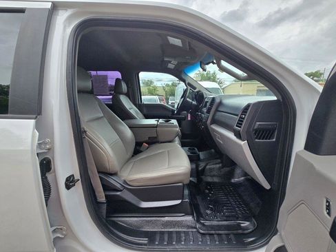Used 2019 Ford F250 XL w/ Power Equipment Group AWD/4WD image 19