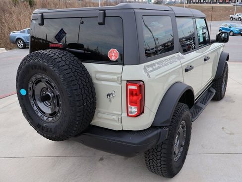 New 2025 Ford Bronco Big Bend w/ Black Diamond Package image 5