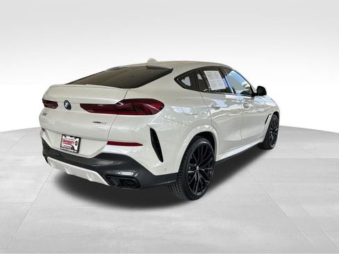 Used 2022 BMW X6 xDrive40i w/ Executive Package AWD/4WD image 3