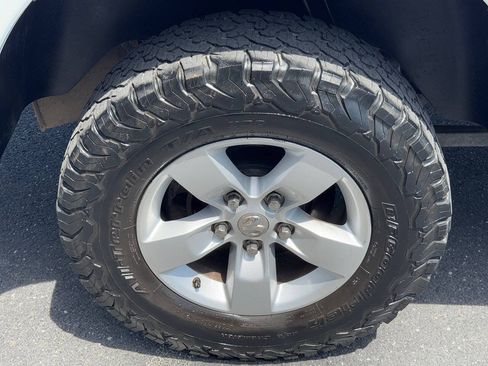 Used 2018 RAM 1500 Tradesman w/ Chrome Appearance Group AWD/4WD image 55
