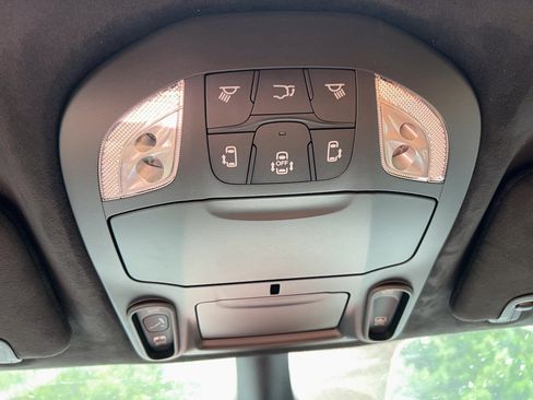 New 2026 Chrysler Pacifica Pinnacle w/ Trailer Tow Group image 23