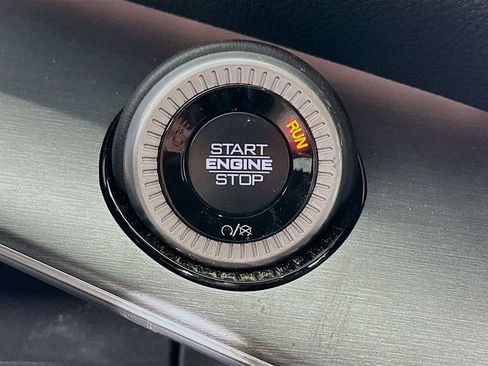 New 2026 Jeep Grand Wagoneer Limited w/ Convenience Group I image 19