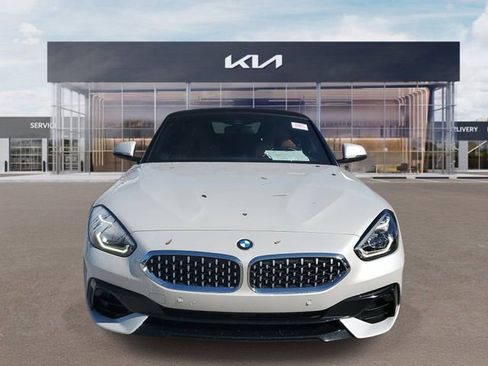 Used 2022 BMW Z4 sDrive30i w/ Premium Package image 2