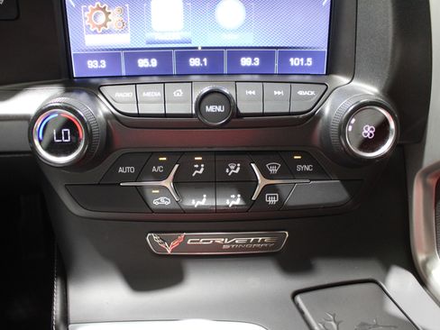 Used 2014 Chevrolet Corvette Stingray Coupe image 16