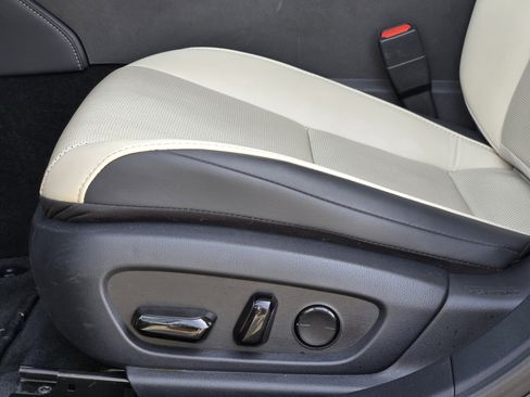 Certified 2023 Lexus ES 350 w/ Premium Package image 34