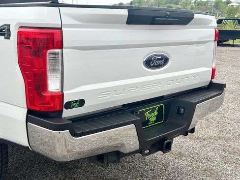 Used 2017 Ford F250 XLT image 6