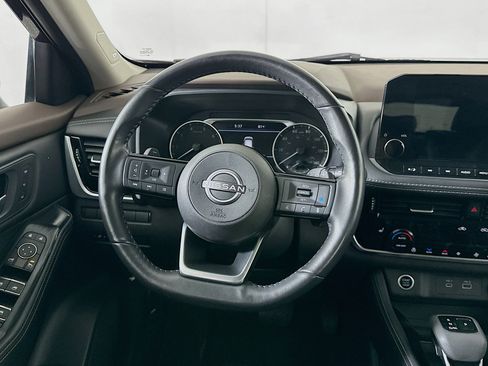 Used 2023 Nissan Rogue SL w/ SL Premium Package AWD/4WD image 18