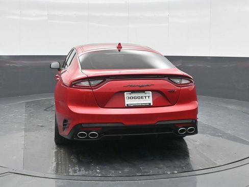 Used 2021 Kia Stinger GT2 image 17