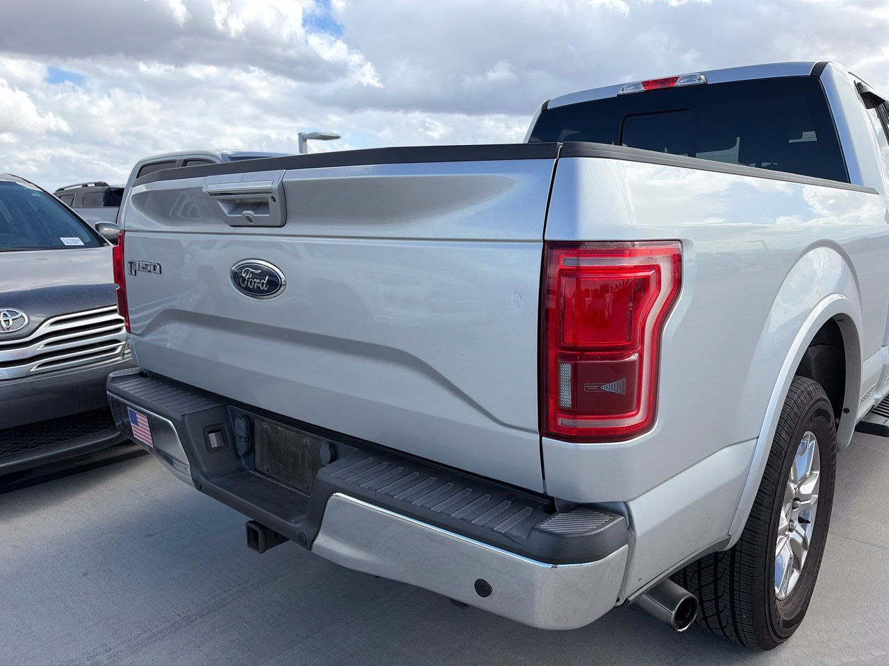 Used 2016 Ford F150 Lariat RWD image 4
