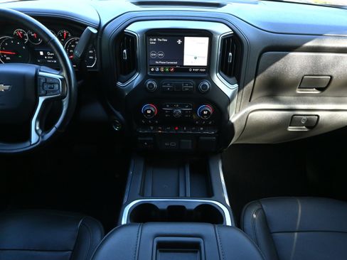 Used 2020 Chevrolet Silverado 2500 LTZ w/ LTZ Plus Package image 12