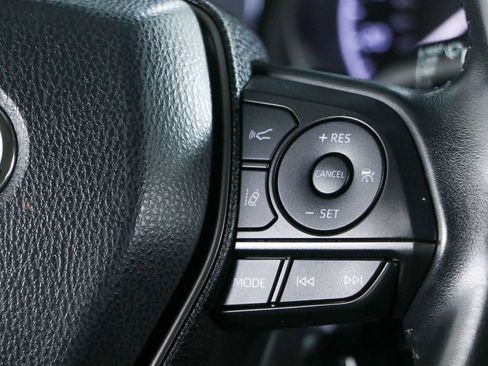 Used 2022 Toyota Camry SE FWD image 14