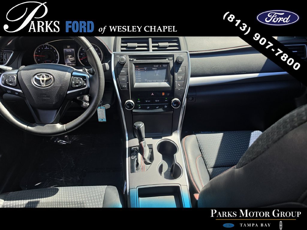 Used 2015 Toyota Camry SE FWD image 11