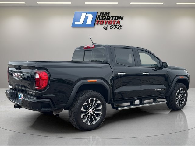 Used 2025 GMC Canyon Denali AWD/4WD image 5