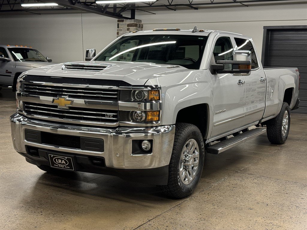 Used 2019 Chevrolet Silverado 3500 LTZ w/ Duramax Plus Package AWD/4WD image 3