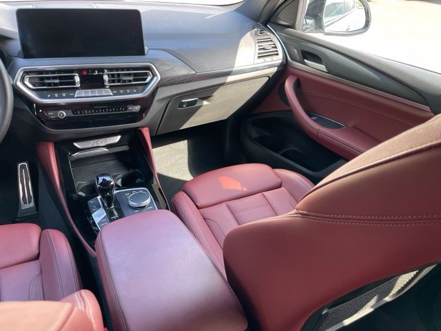 Used 2024 BMW X4 xDrive30i w/ Premium Package AWD/4WD image 10