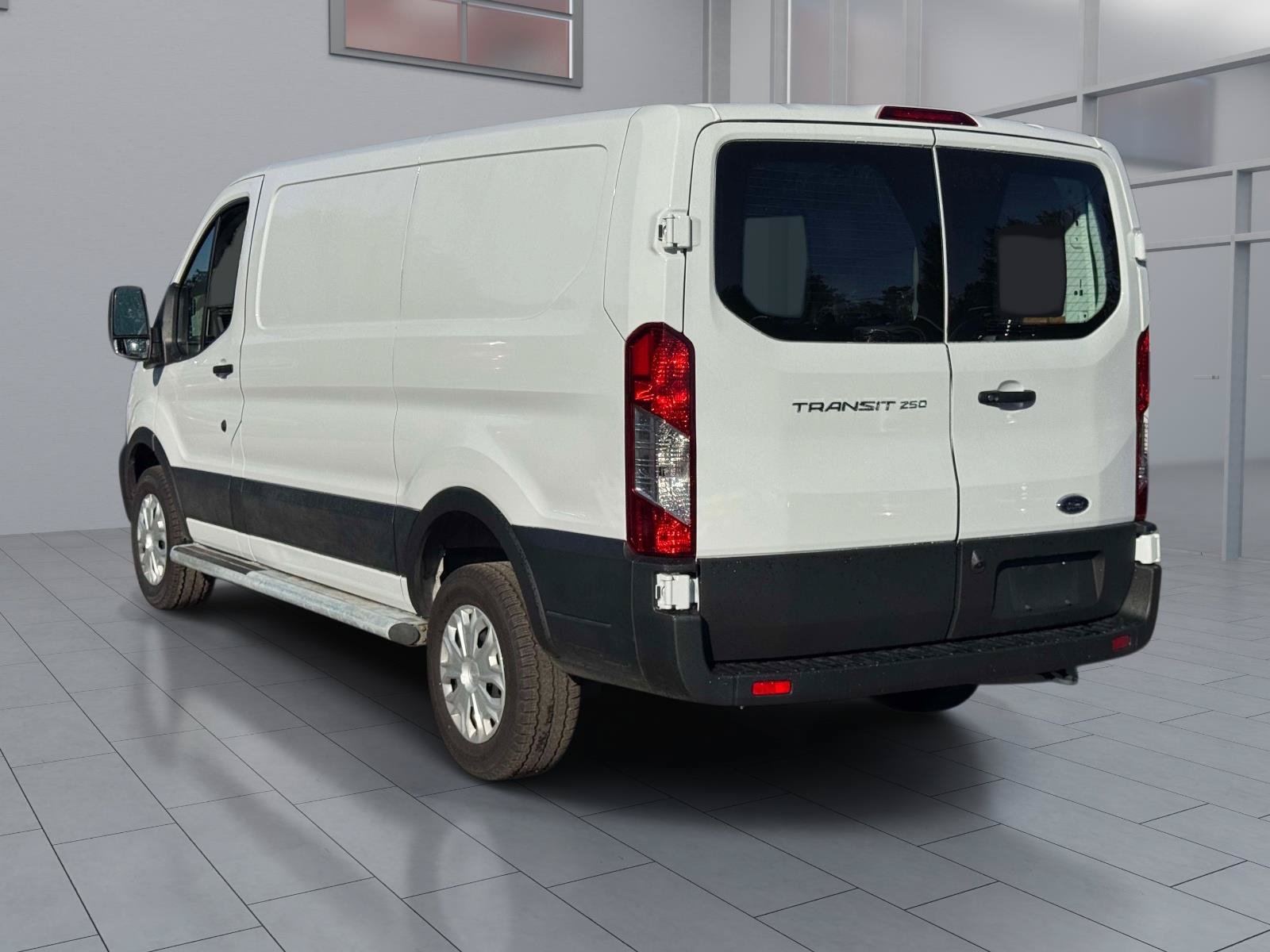 Used 2025 Ford Transit 250 Low Roof w/ Exterior Upgrade Package RWD image 5
