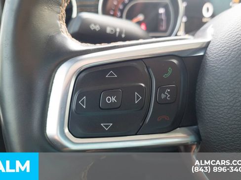 Used 2021 Jeep Wrangler Unlimited Sahara AWD/4WD image 11