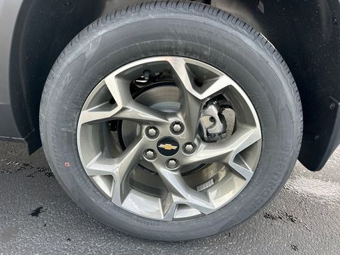 New 2026 Chevrolet Trax LT image 24