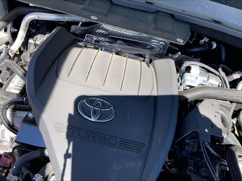 Used 2026 Toyota Grand Highlander AWD Hybrid image 33
