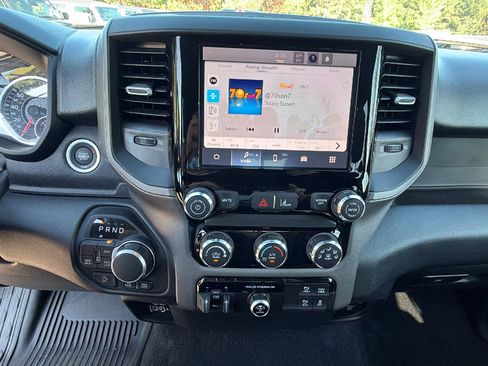 Used 2025 RAM 1500 Warlock AWD/4WD image 34