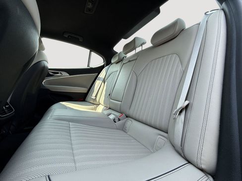 Used 2023 Genesis G70 2.0T w/ Sport Prestige Package RWD image 27
