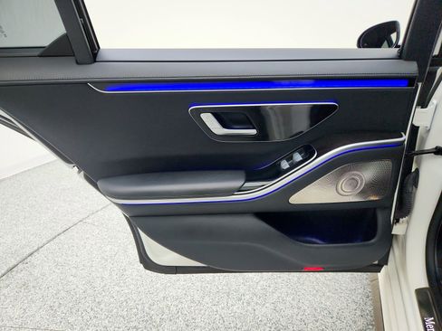 Certified 2023 Mercedes-Benz S 500 4MATIC image 25
