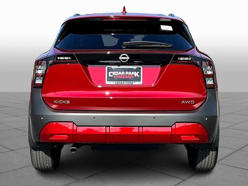 New 2025 Nissan Kicks SV w/ SV Premium Package image 4