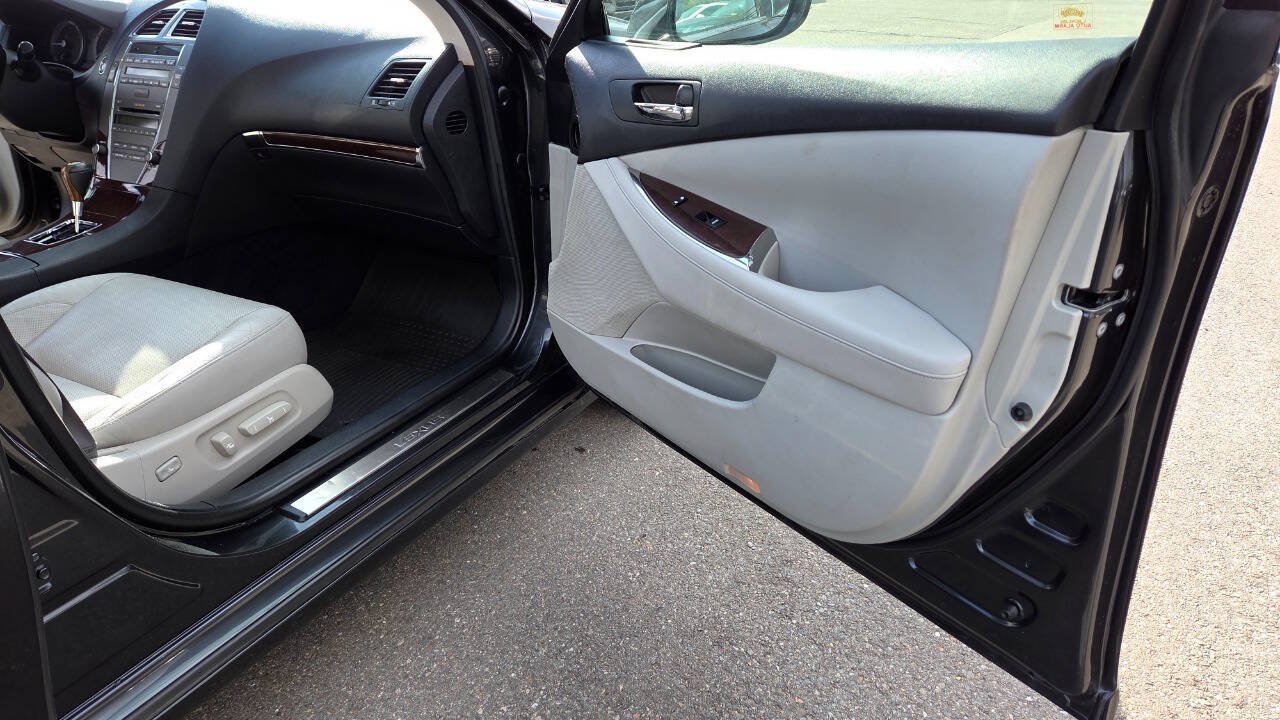 Used 2011 Lexus ES 350 FWD image 38