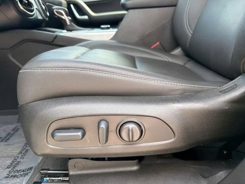 Used 2024 Chevrolet Blazer LT w/ LPO, Floor Liner Package FWD image 11