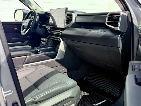 Used 2022 Toyota Tundra SR5 w/ SR5 Premium Package image 14