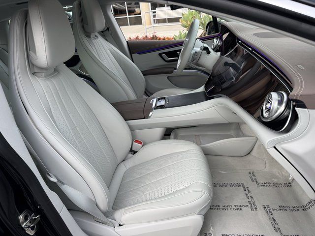 Used 2023 Mercedes-Benz EQS 580 4MATIC Sedan image 6