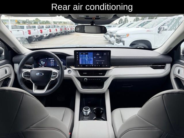 Used 2026 Ford Explorer Active w/ Active Comfort Package AWD/4WD image 7