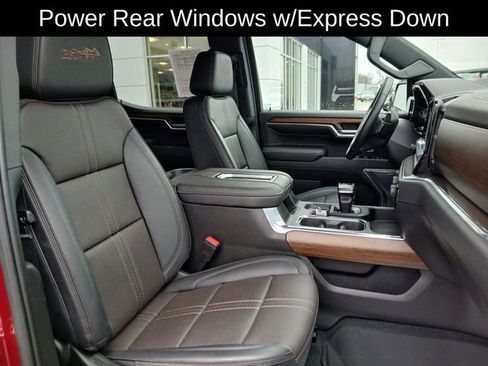 Certified 2022 Chevrolet Silverado 1500 High Country w/ Technology Package image 15