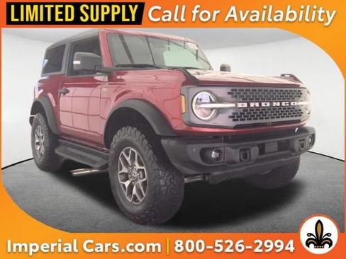 Used 2025 Ford Bronco Badlands AWD/4WD image 1