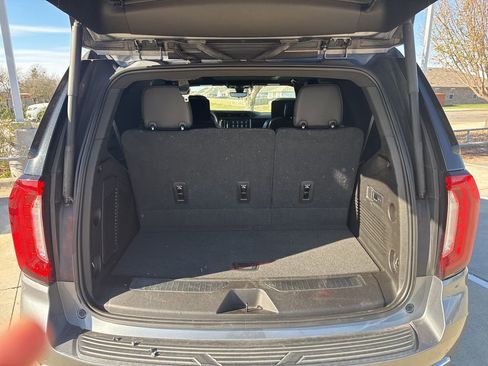 Used 2021 GMC Yukon Denali w/ Denali Premium Package image 13
