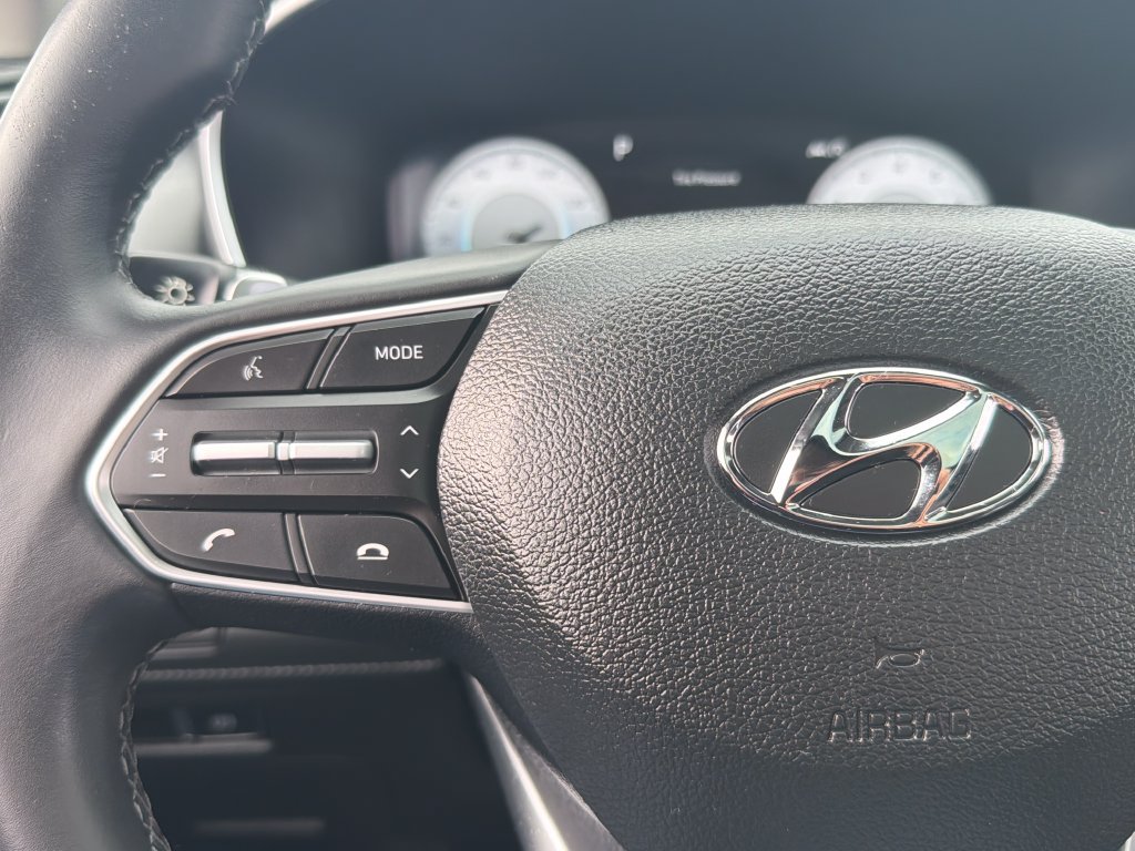 Used 2023 Hyundai Santa Fe SEL w/ Premium Package FWD image 13