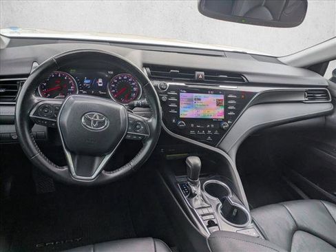 Used 2019 Toyota Camry XSE FWD image 15