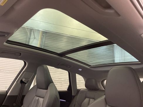 Used 2025 Audi Q5 Premium Plus image 18