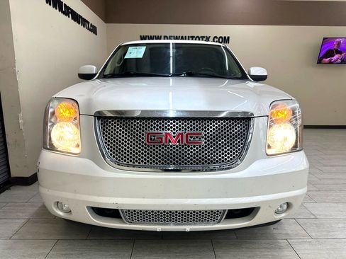 Used 2012 GMC Yukon Denali image 3