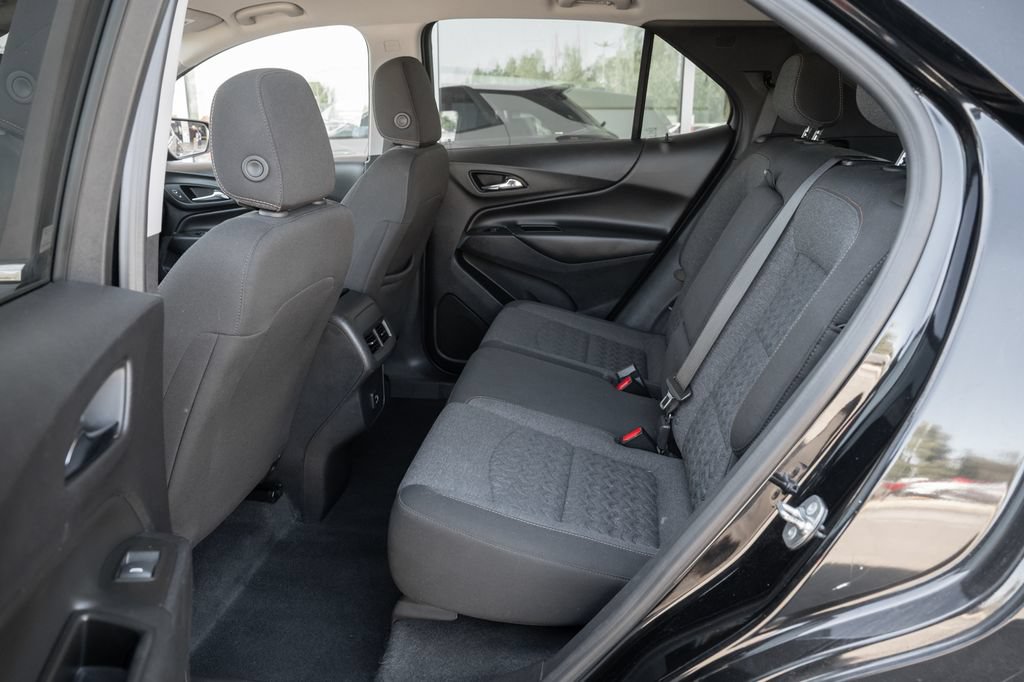 Used 2024 Chevrolet Equinox LT FWD image 35