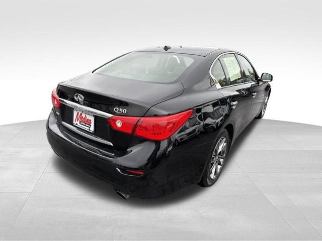 Used 2017 INFINITI Q50 Signature Edition w/ All Weather Package (L93) AWD/4WD image 6