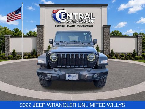 Used 2022 Jeep Wrangler Unlimited Sport AWD/4WD image 2