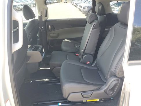 New 2026 Kia Carnival SX image 20