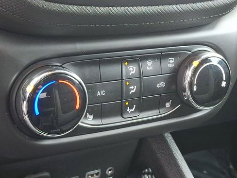 Used 2022 Chevrolet TrailBlazer LT image 15